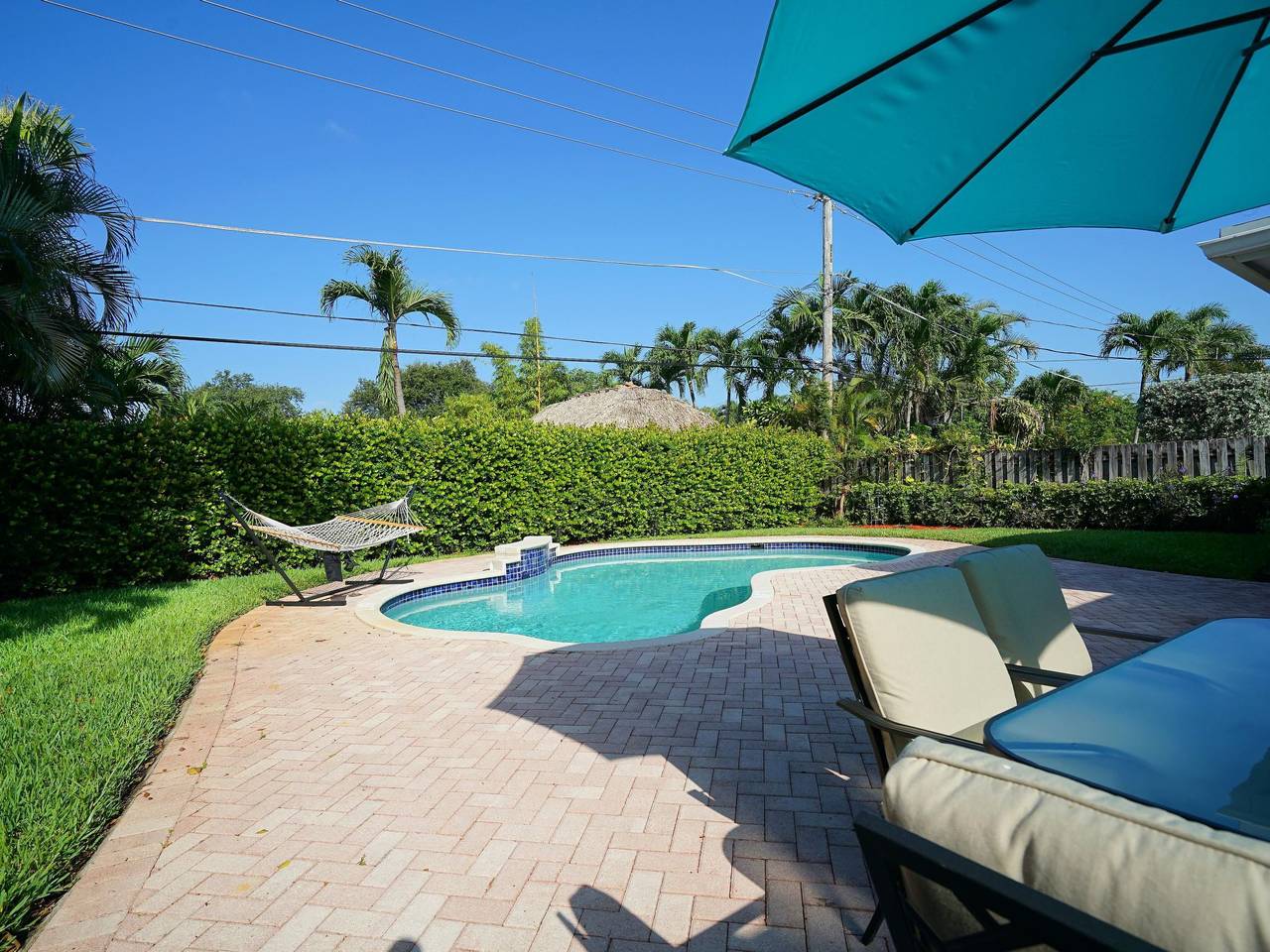 Villa Bella - Modernes Haus mit beheiztem Pool in Imperial Point, Fort Lauderdale