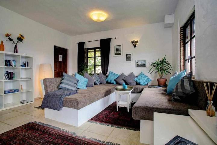 Casa rural para 5 personas, con jardín además de piscina y vistas en Valle del Genal - 2