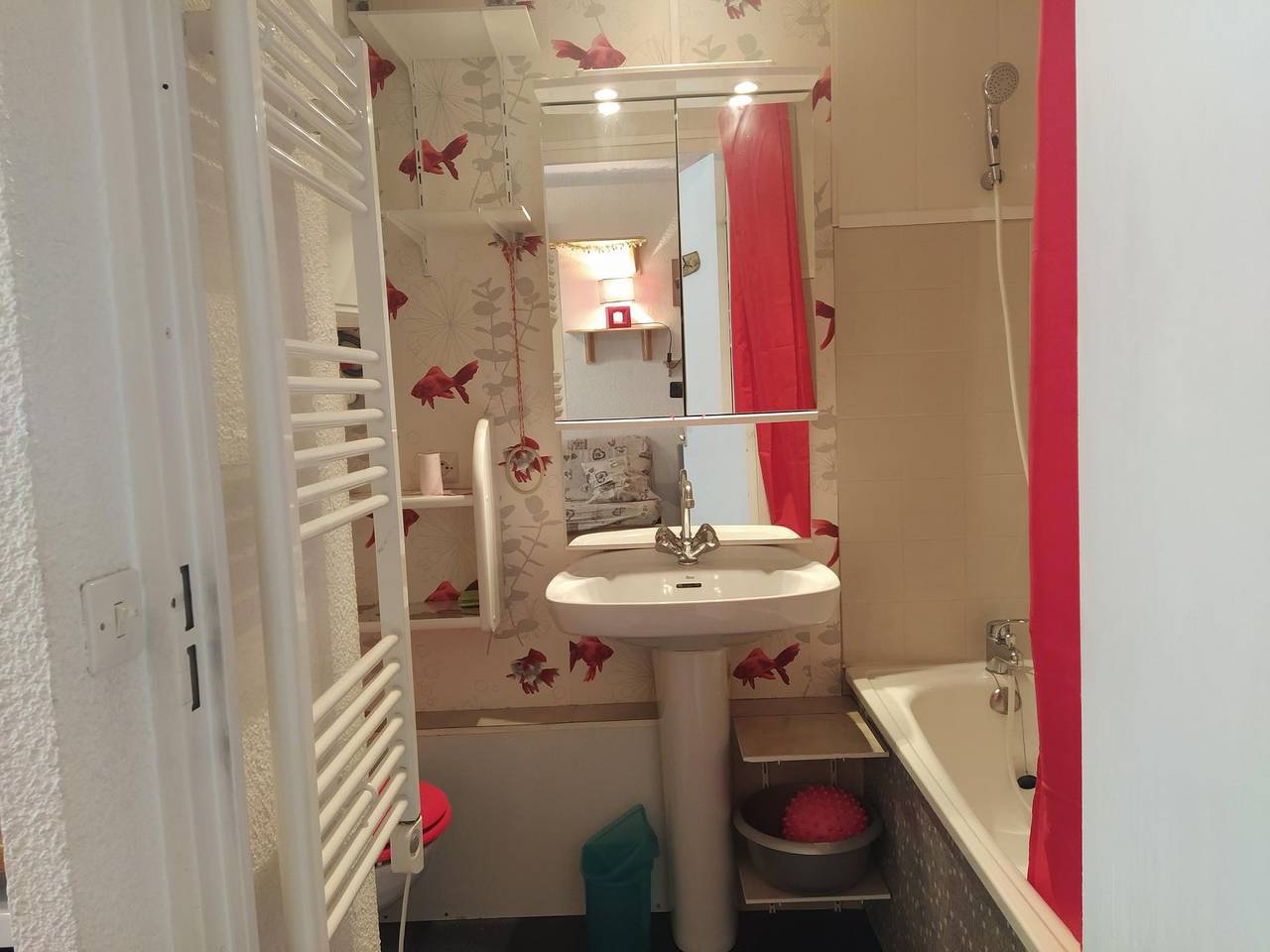 Ganze Wohnung, Résidence Cimes de Caron - 2-Zimmer-Berghütte für 4 Personen (2500) in Val Thorens, Les Trois Vallées