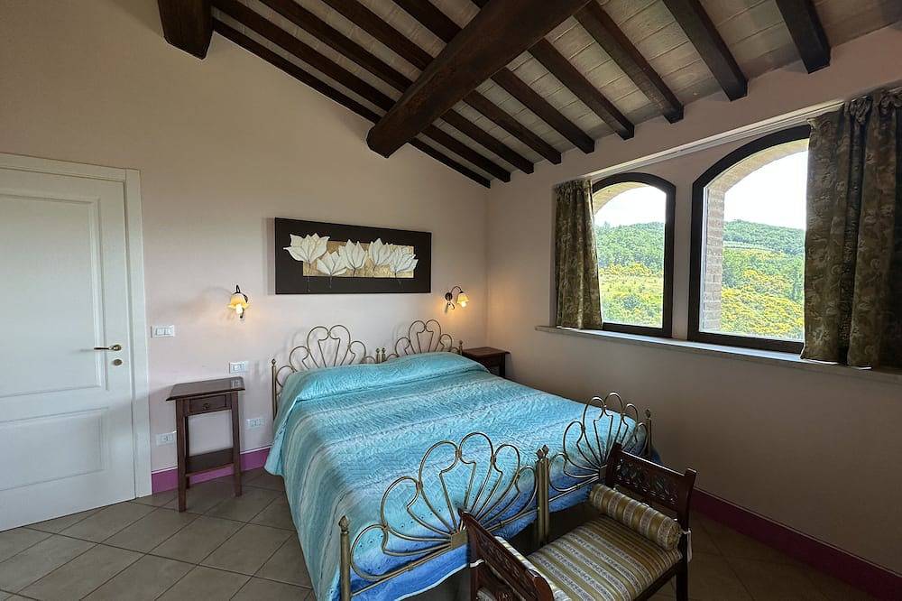 Apartamento entero, Oferta Especial De Verano. Disponibilidad Del Este !! Maravilloso Wifi Libre De Ubicación in Gualdo Cattaneo, Provincia de Perugia