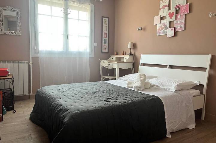 Location de vacances pour 8 personnes, avec jardin ainsi que balcon et jacuzzi, animaux acceptés à Tresques - 4