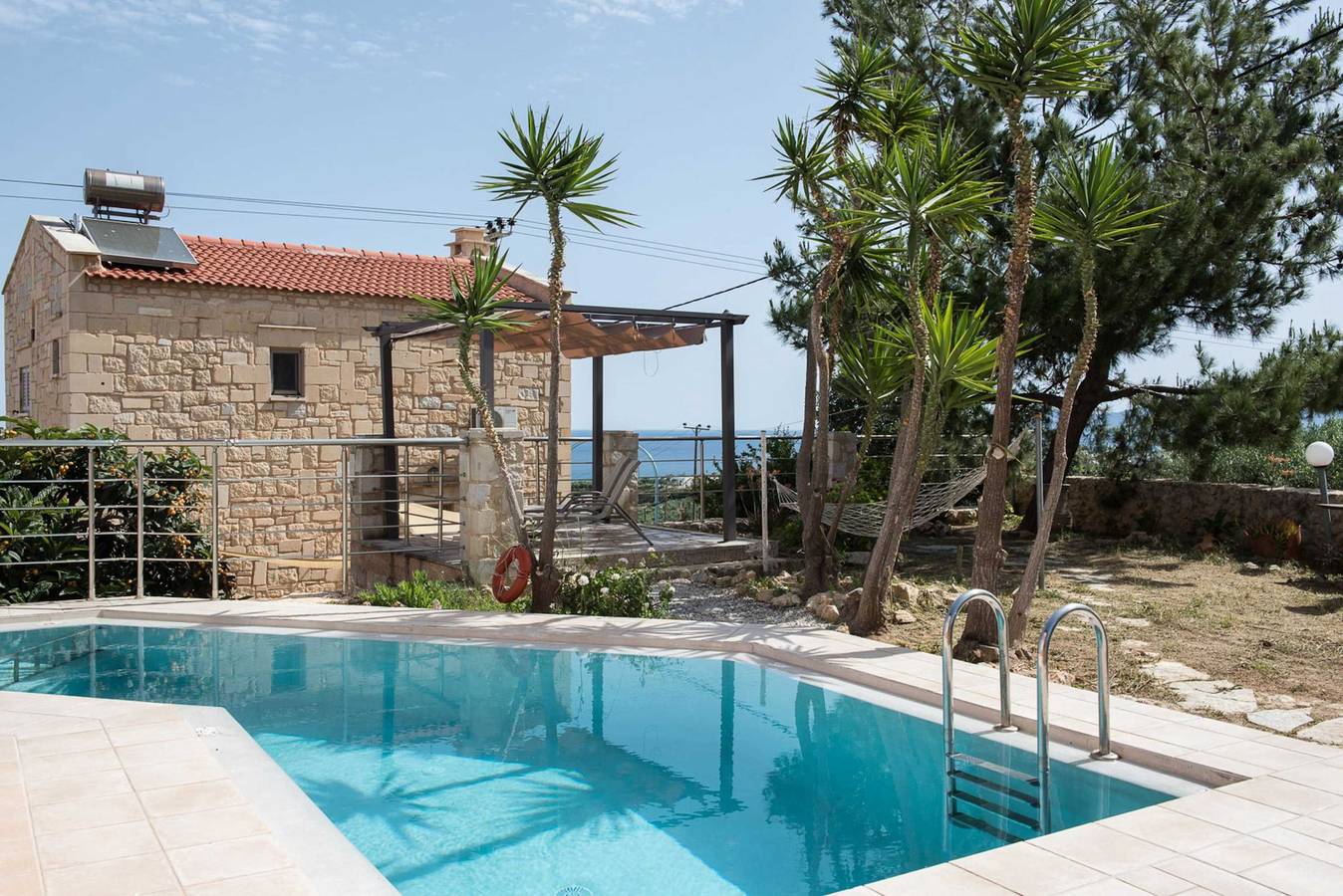 Pantanassa Villas -Terpsichore with Sea View in Kato Stalos, Agia Marina