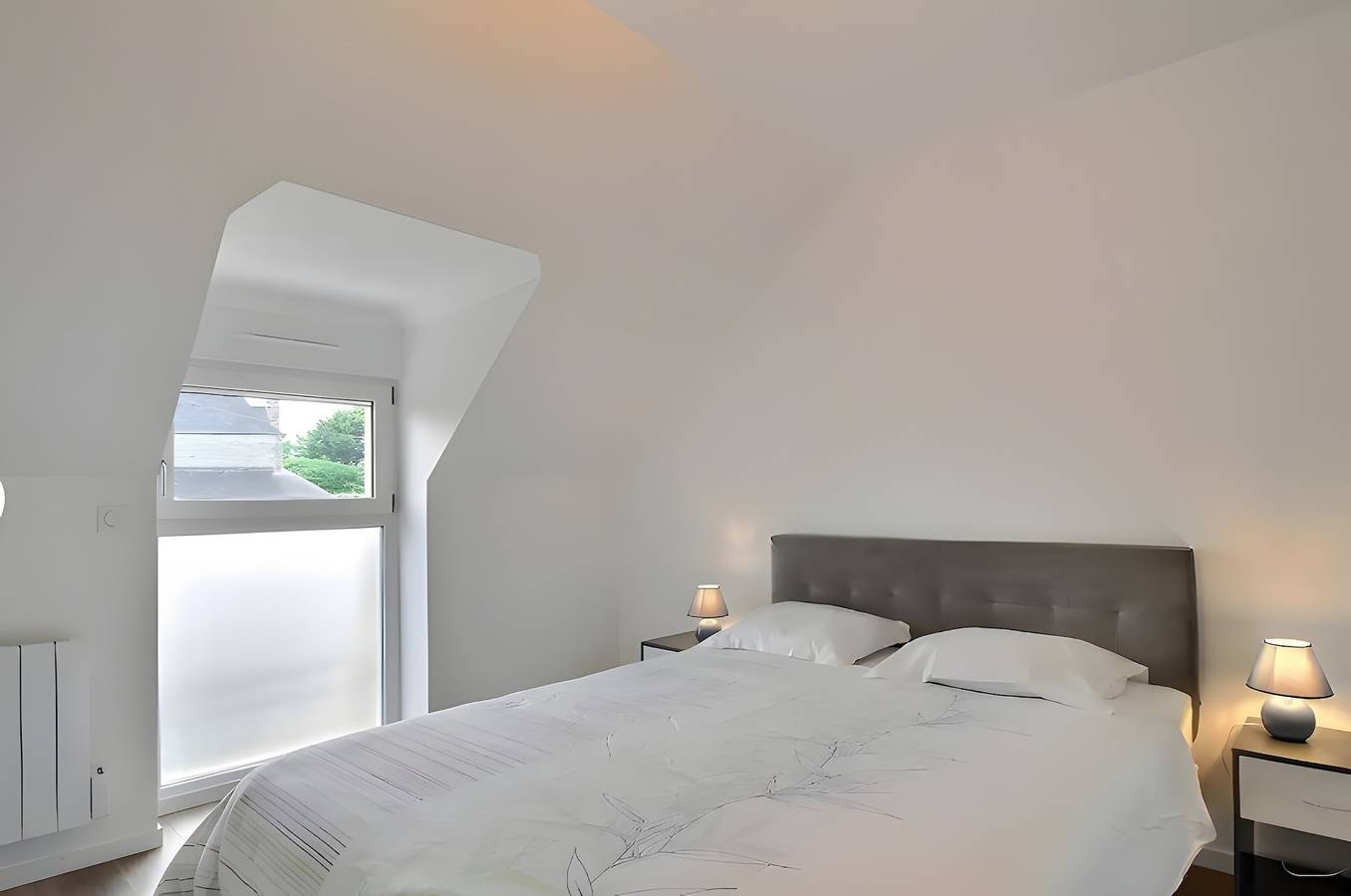 Gîte de l'Arguenon – Le Noisetier avec piscine partagée, terrasse privée et Wi-Fi in Jugon-les-Lacs, Région de Dinan