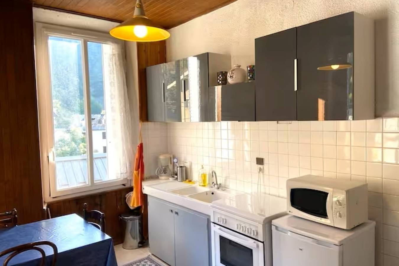 Entire apartment, 4-Guest Apt near Vauban Citadel in Briançon, Serre Chevalier