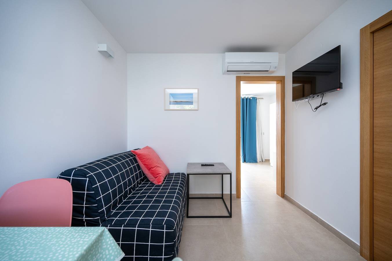 Ganze Wohnung, 1-Zimmer-Ferienwohnung mit Terrasse Novalja (Pag) A-24135-d in Novalja, Pag