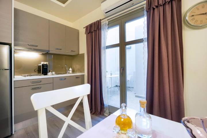 Maison d’hôte pour 2 personnes, avec balcon à La Canée - 3