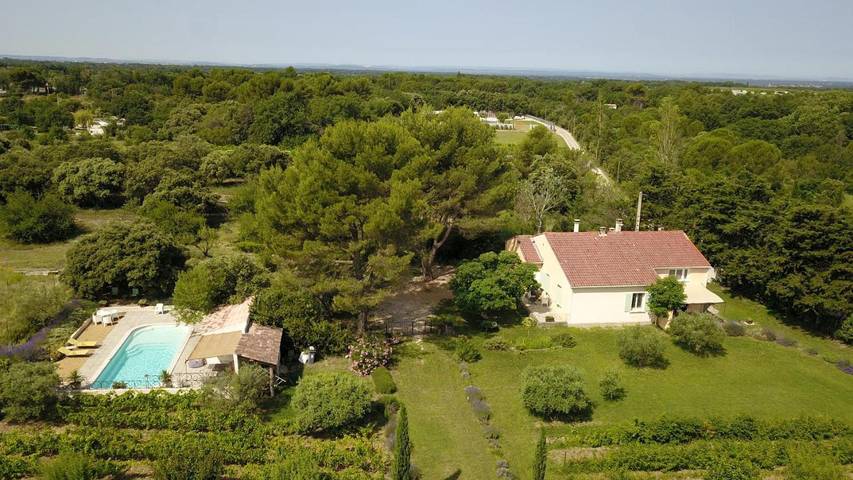 Location de vacances pour 6 personnes, avec Terrasse et Jardin ainsi que Piscine et Vue à Caromb - 3