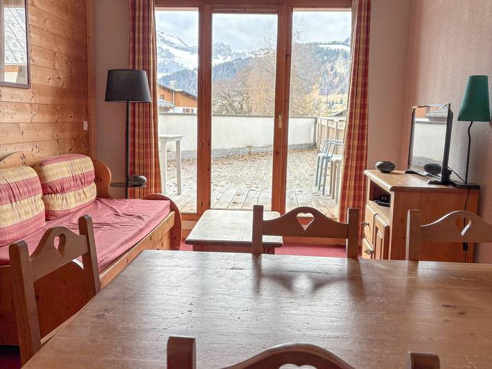 Gîte pour 6 personnes, avec balcon et piscine dans Office De Tourisme De Notre Dame De Bellecombe - 3