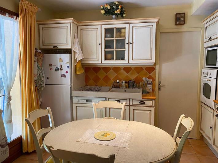 Location de vacances pour 10 personnes, avec piscine et jardin à Éguilles - 2