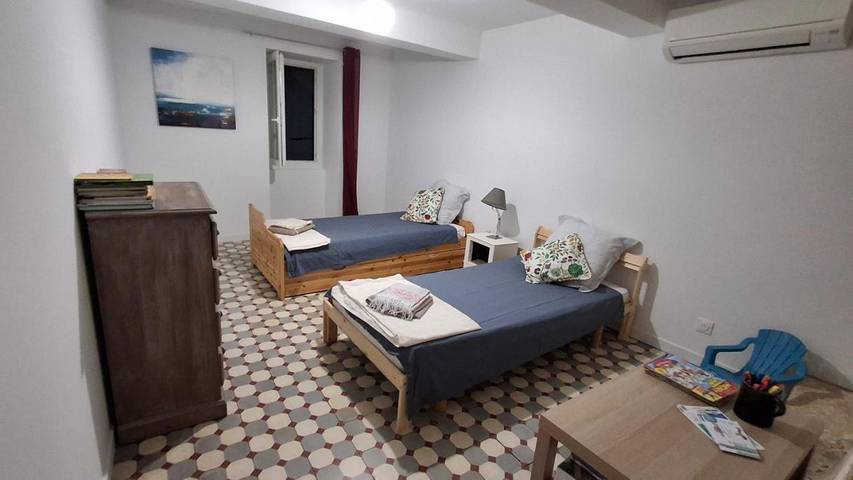 Location de vacances pour 6 personnes, avec Balcon ainsi que Terrasse et Piscine à Fournès - 2