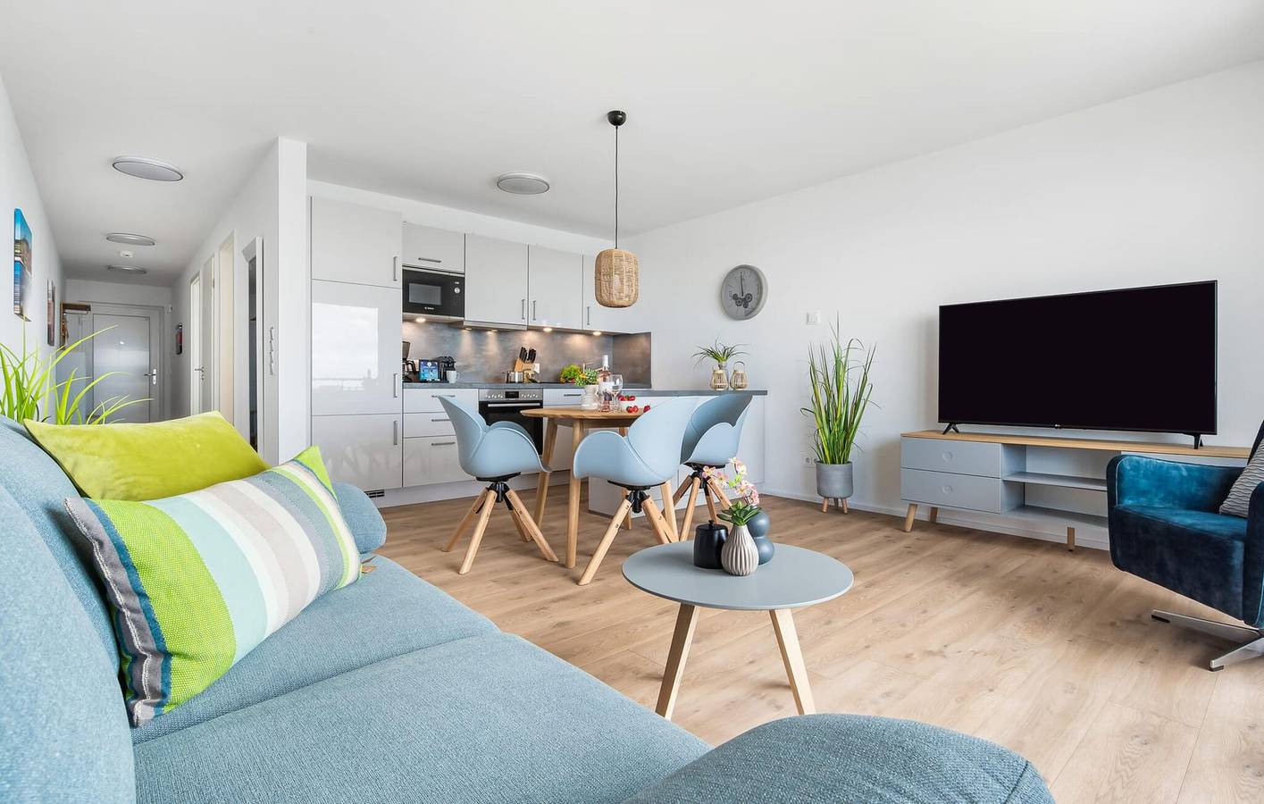 Ganze Ferienwohnung, Appartement mit Meerblick, Terrasse und Parkplatz in Olpenitz, Kappeln