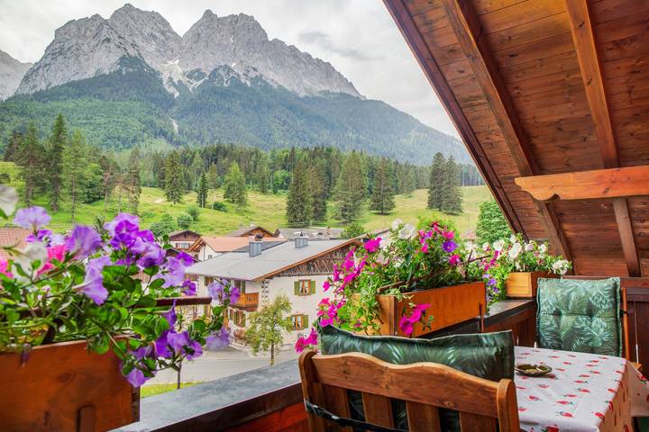 Ferienwohnung für 2 Personen, mit Balkon am Eibsee - 2