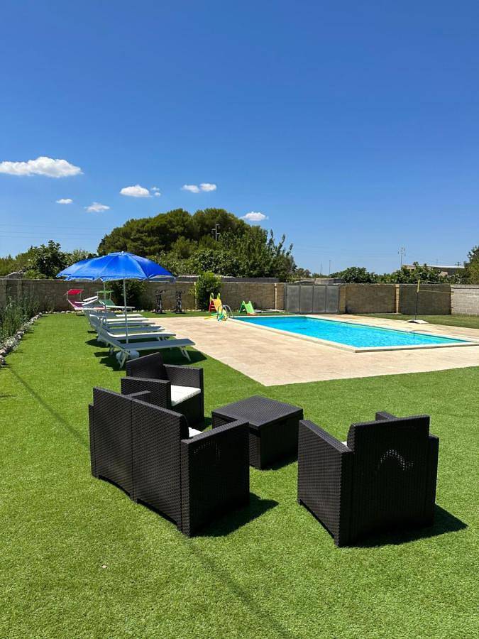 Villa für 10 Personen, mit Terrasse und Garten sowie Ausblick und Pool, mit Haustier - 1