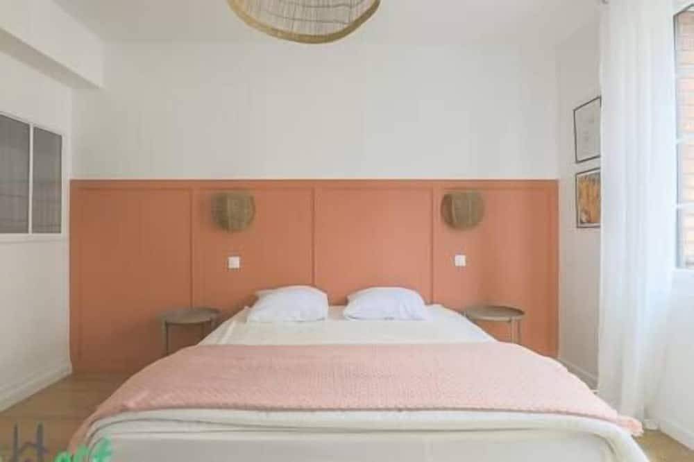 Entire apartment, To complete in Arras, Arras region