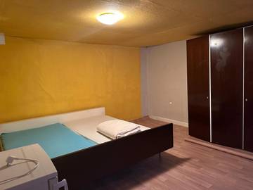 Gîte pour 10 personnes, avec vue et terrasse à Brakel