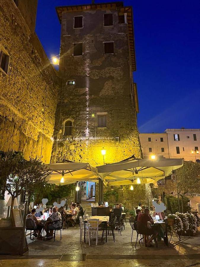 Affittacamere Licenza N.1 Presso La Magica Torre in Pitigliano, Province de Grosseto