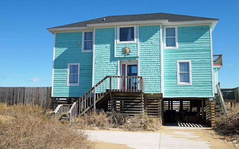 Vacation rental for 8 people, with hot tub and terrace in Kitty Hawk