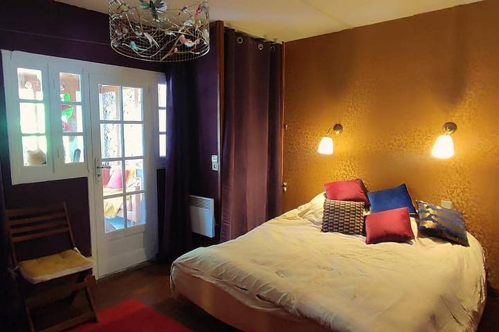 Location de vacances pour 7 personnes, avec Piscine dans Mesnil-en-Ouche - 2
