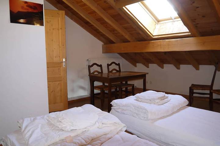 Gîte pour 9 personnes, avec terrasse à Villar-d'Arêne - 2