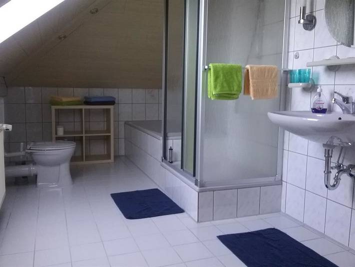 Ganze Ferienwohnung, 4-Bett-Ferienwohnung Dusche u. Bad/Wc, 2 Schlafzi. in Hellenthal, Rureifel (Nordrhein-westfalen)