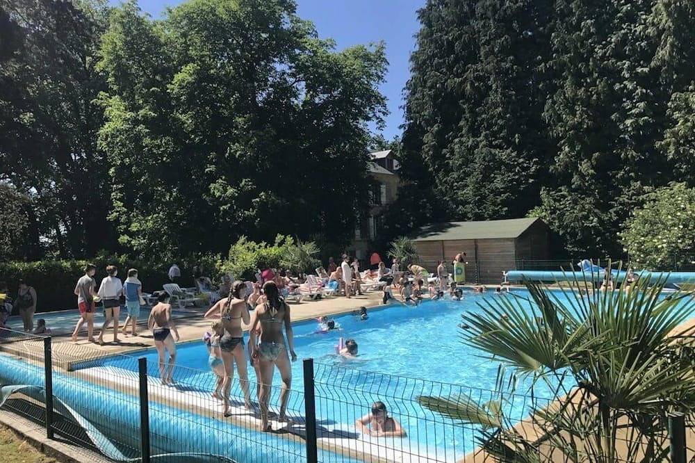 Zecamping 3 étoiles familial piscine chauffée locatif Tv Bbq 32m2 in Port-le-Grand, Région d'Abbeville