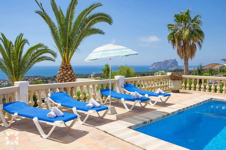 Villa für 6 Personen, mit Terrasse und Garten - 1