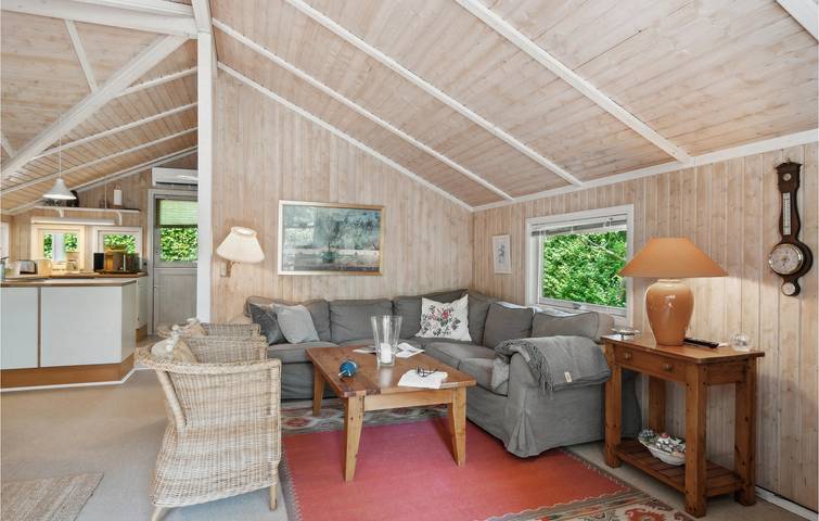 Ferienhaus für 8 Personen mit Terrasse in Hornbæk, Kattegat Küste