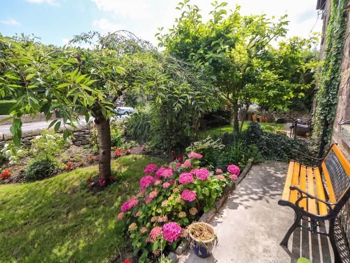 Cherry Tree Cottage in Bakewell, Derbyshire