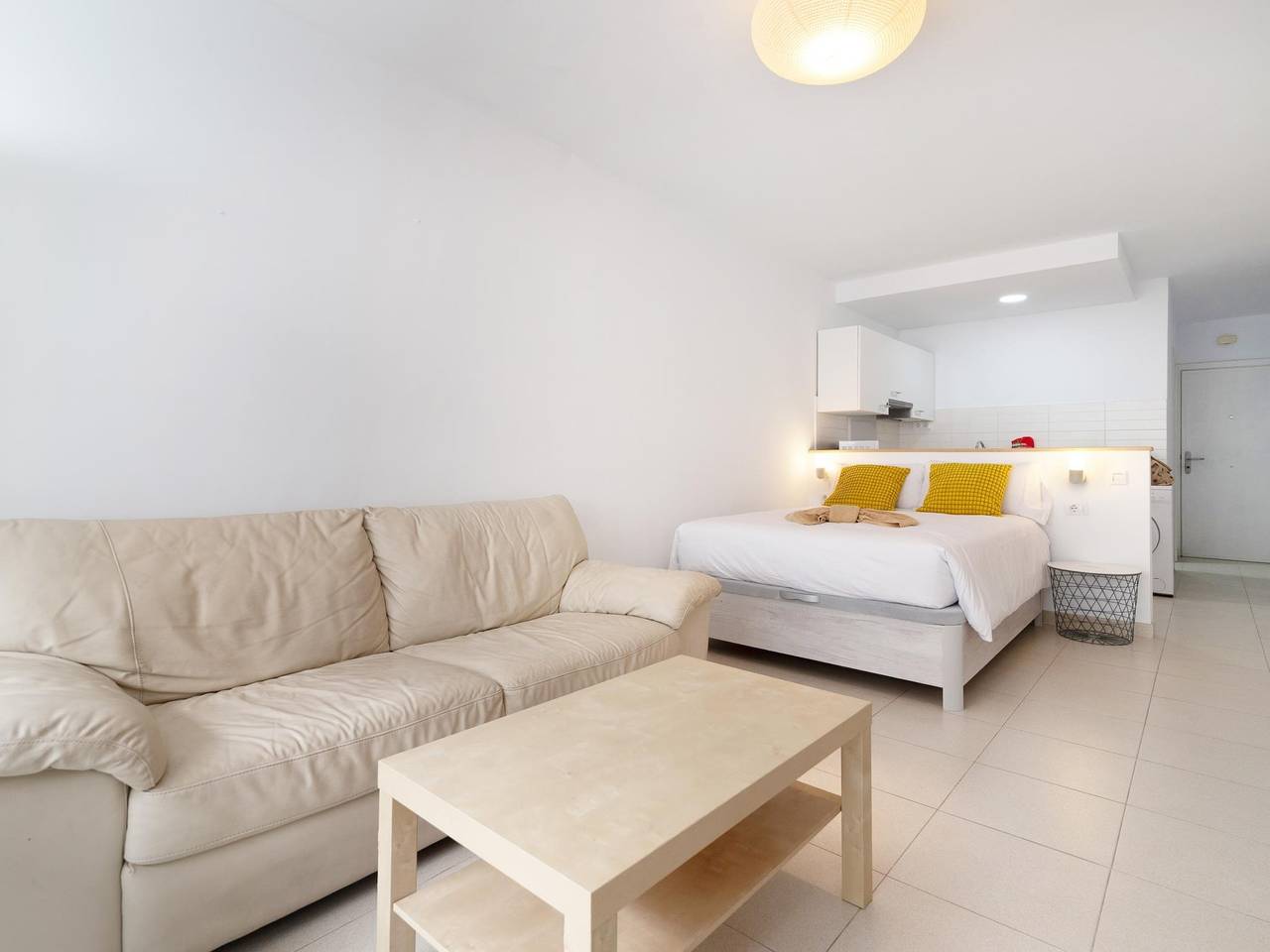 Apartamento vacacional entero, Canteras beach apartment - side sea view & Wifi in Las Palmas de Gran Canaria Centre, Las Palmas de Gran Canaria