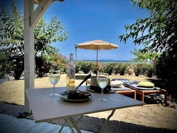 Cottage pour 6 personnes, avec vue ainsi que piscine et jardin, animaux acceptés dans Prunete