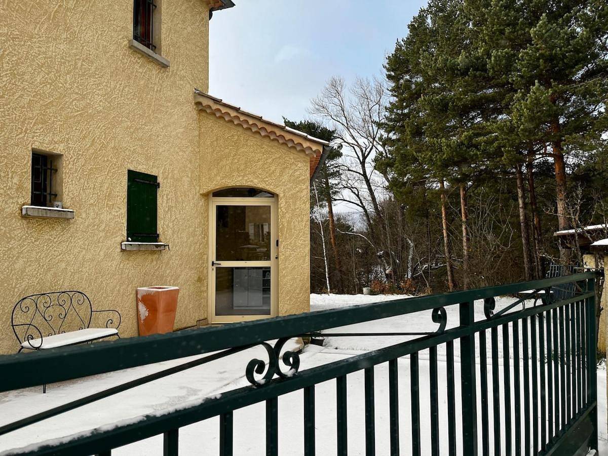 La parenthèse in Aspres-sur-Buëch, Région de Gap