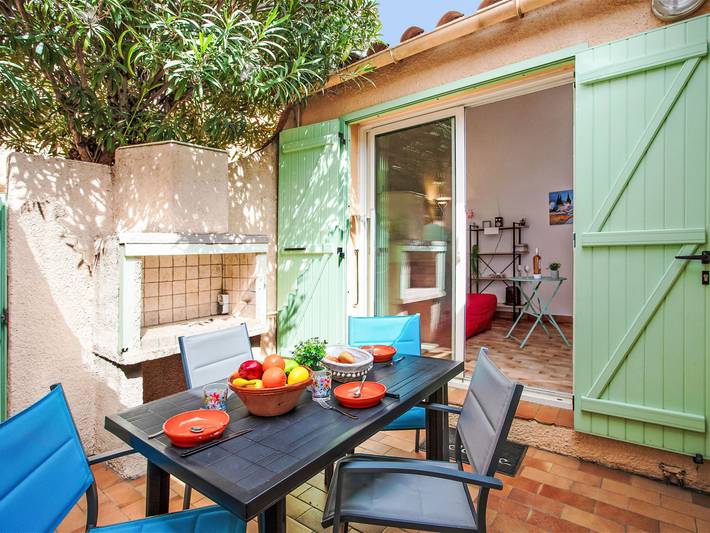 Maison de vacances pour 4 personnes, avec jardin ainsi que terrasse et bassin pour enfant à Canet-en-Roussillon