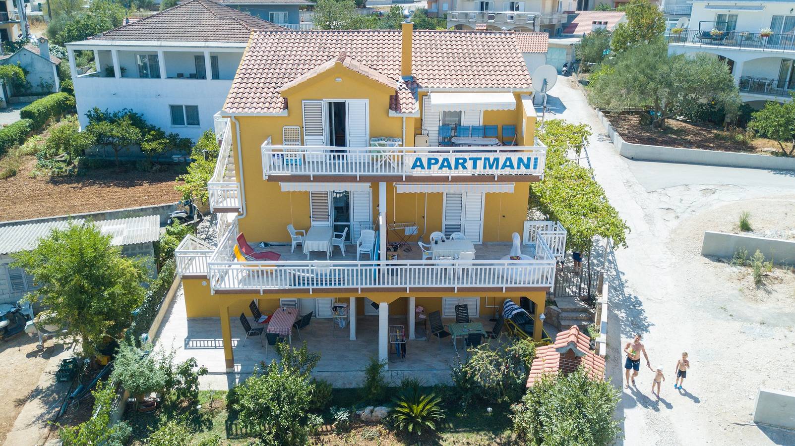 Entire apartment, One bedroom apartment with terrace Okrug Gornji, Čiovo A-8440-b in Okrug Gornji, Ciovo