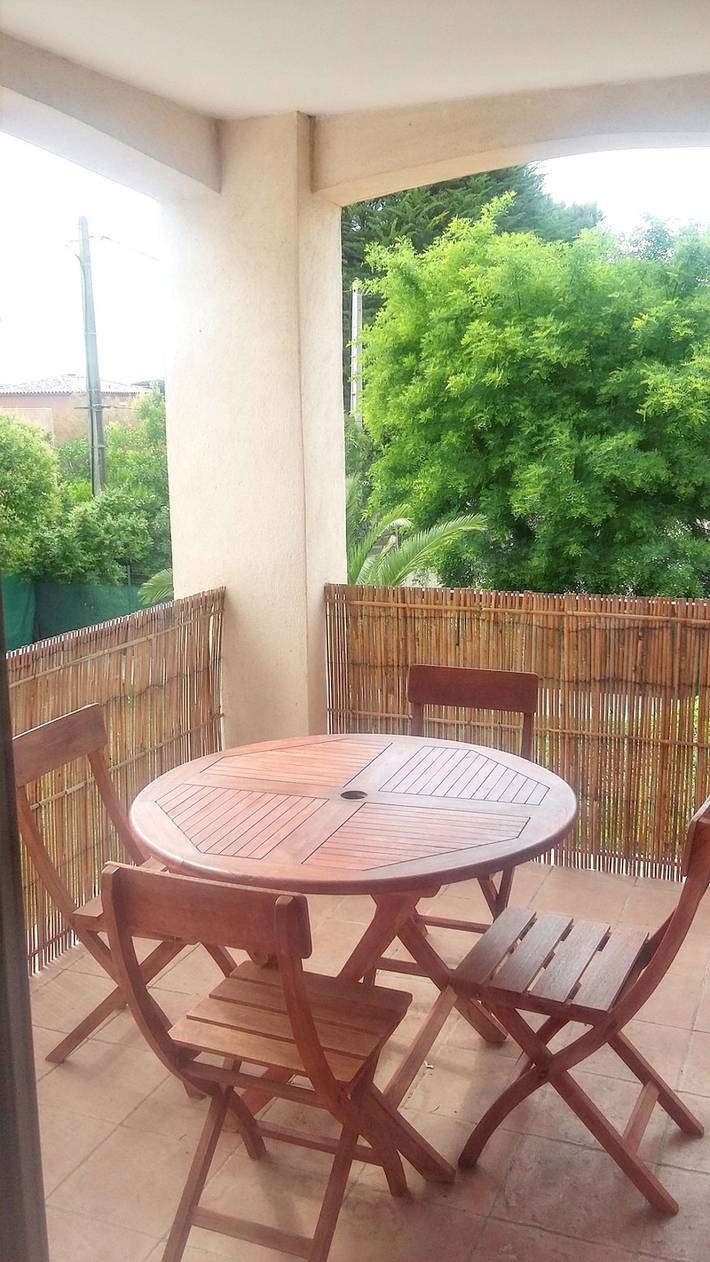 Gîte pour 4 personnes, avec balcon dans Plage de Saint-Cyr sur Mer Les Lecques