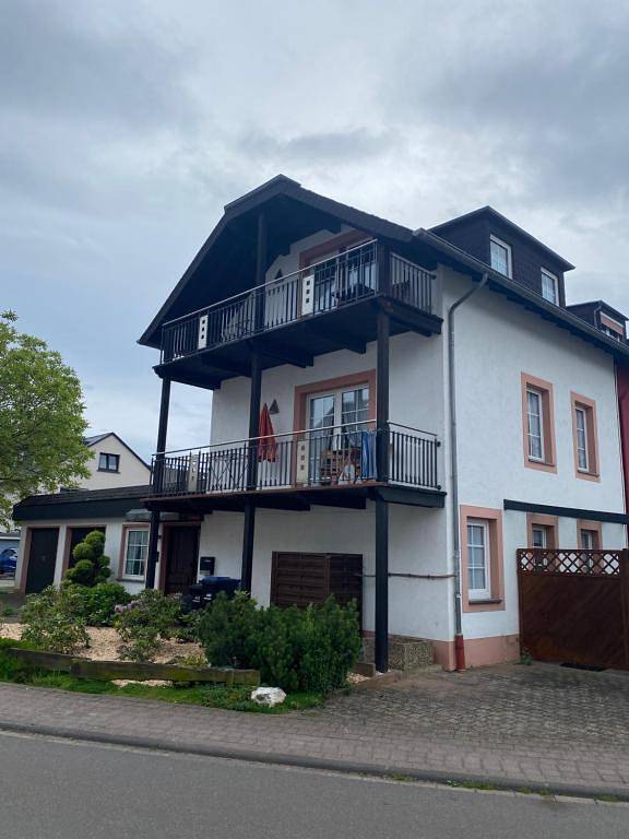 Ganze Ferienwohnung, Appartement Mosel 1 in Schweich, Moseleifel