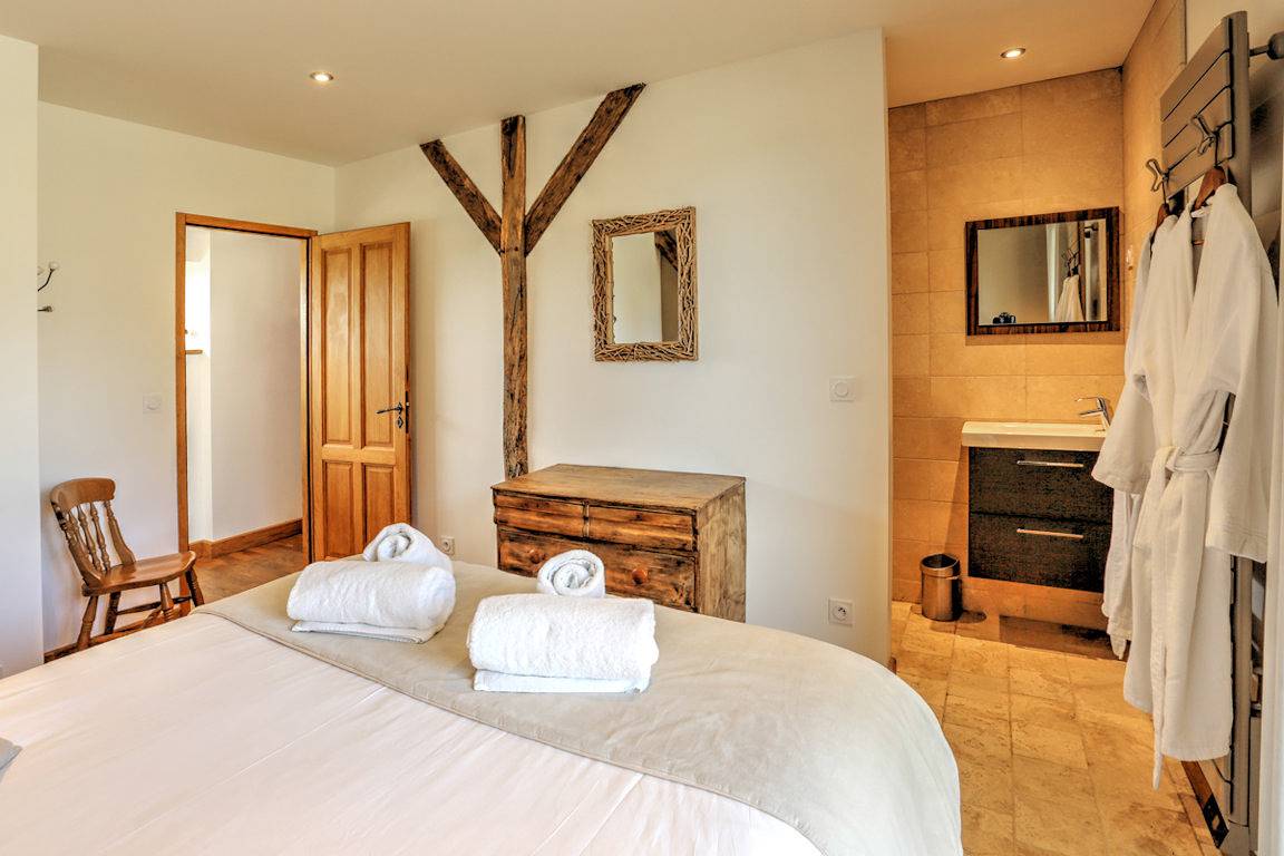 Le Gîte de la Bergerie et son spa privatif in Saint-Fargeau, Région d'Auxerre