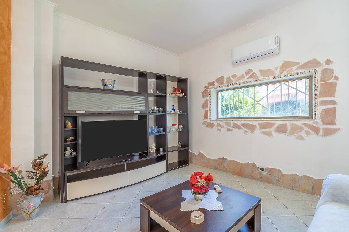 Villa con Jacuzzi e Area Fitness – Spazi Privati e Aree Esclusive – Arenella Mare in Arenella, Siracusa