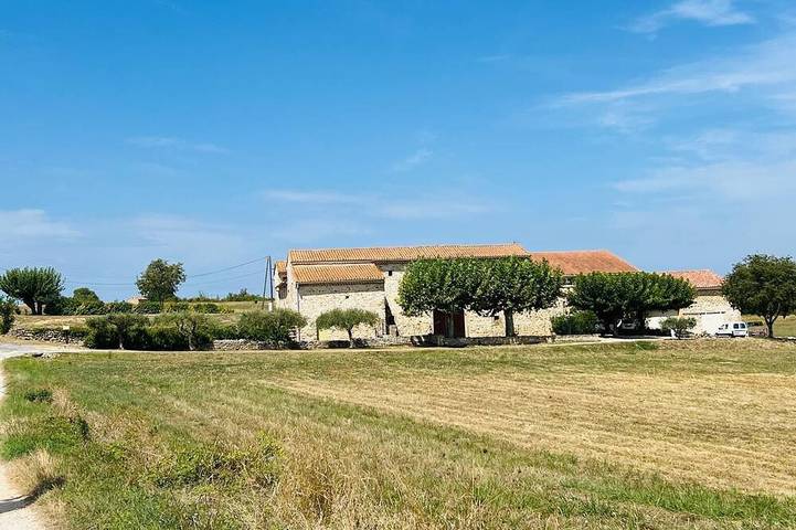 Gîte pour 6 personnes à Saint-Hilaire-de-Brethmas