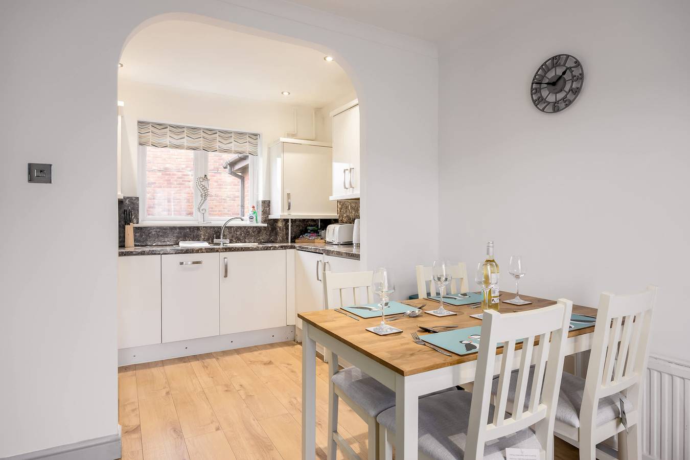 Entire apartment, Captain's Quarters  - Short walk to Poole Quay in Poole, Poole Harbour