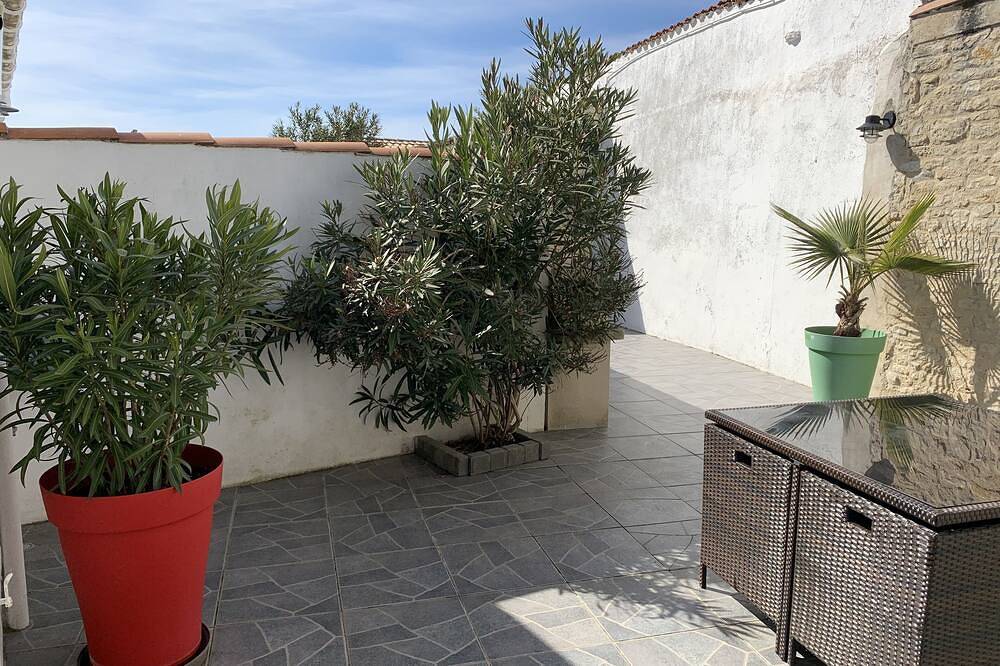 Renovated retreated house in the Center Village du Bois Plage in Ré in Le Bois-Plage-en-Ré, Ile de Re