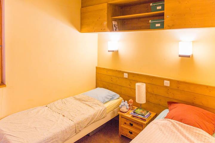 Ganze Wohnung, ❄️ La Plagne–Les Coches ❄️ Sleeps 6 • 2Br + cabin • 2Ba • Ski-in/ski-out ⛷️ in Bellentre, La Plagne-Tarentaise