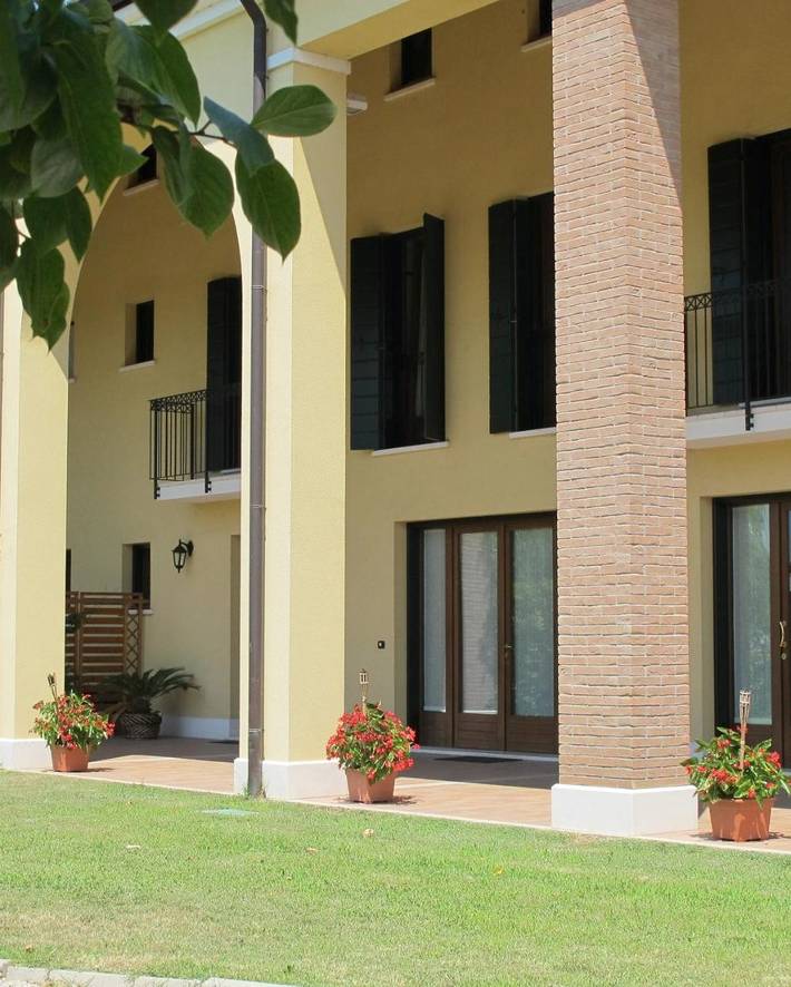 Location de vacances pour 3 personnes, avec jardin et terrasse, animaux acceptés à Zero Branco - 2