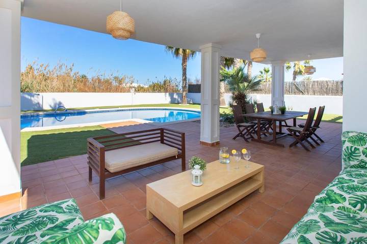 Chalet para 12 personas, con vistas y terraza además de jardín y piscina en Campo de Cartagena - 2