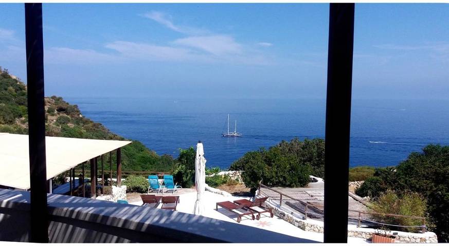Bed and breakfast per 2 persone, con Balcone e Terrazza nonché Giardino e Panorama a Ponza