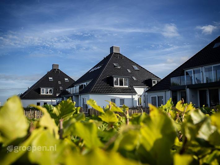 Ferienhaus für 8 Personen, mit Balkon/Terrasse und Terrasse - 1