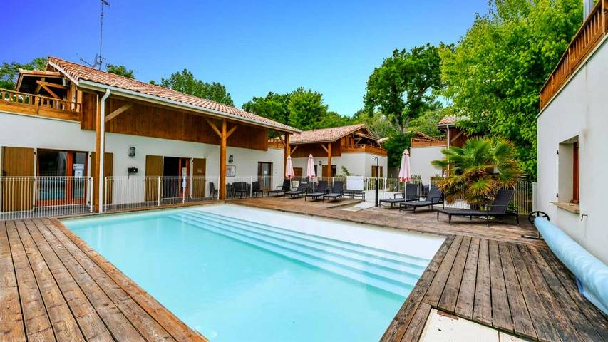 Apartahotel para 6 personas, con sauna además de jardín y piscina en Aquitania