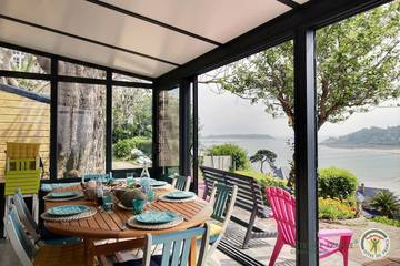 Gîte pour 10 personnes, avec terrasse et jardin dans Plage Trestraou