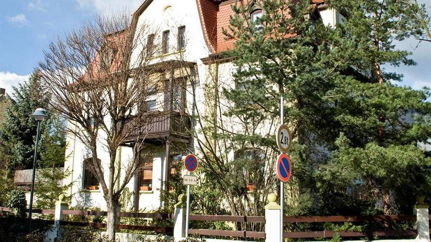 Ferienwohnung für 4 Personen, mit Garten, kinderfreundlich in Weißenfels