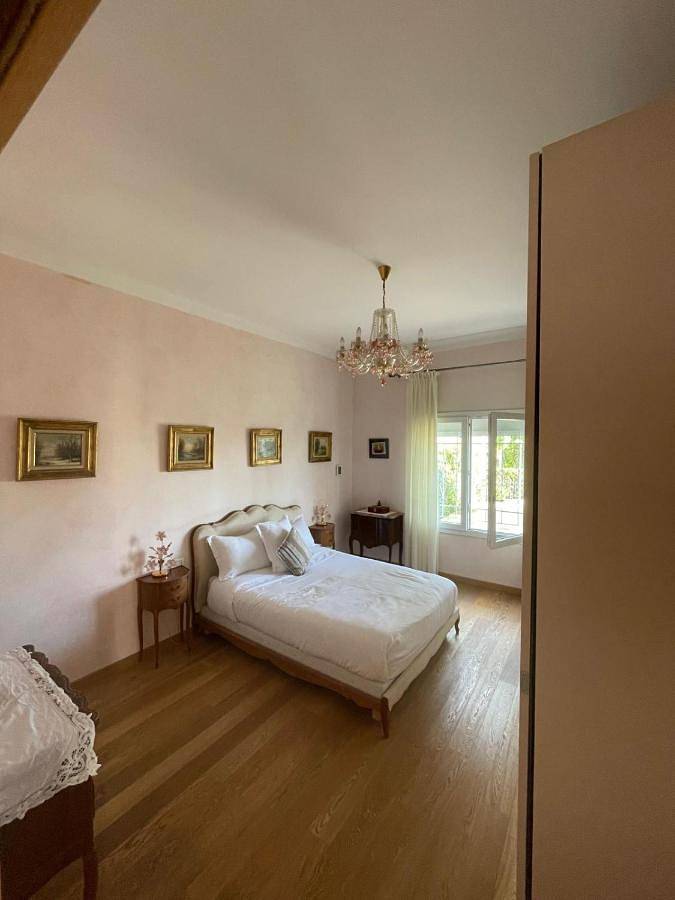 Villa pour 17 personnes, avec Balcon ainsi que Terrasse et Vue dans Golfe-Juan - 3