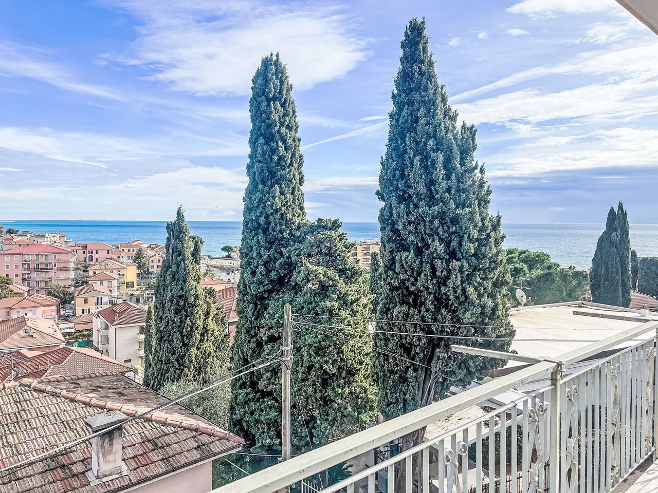 Geheel appartement, Sirio Vista Blu Apartment in San Lorenzo al Mare, Riviera di Ponente